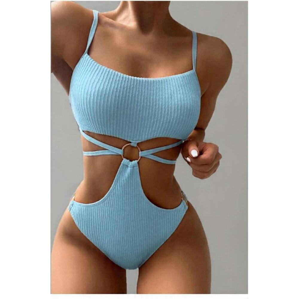 FlatterMe Ring Linked Cut-Out One Piece Swimsuit Scoop Neck Lace Up Back XL